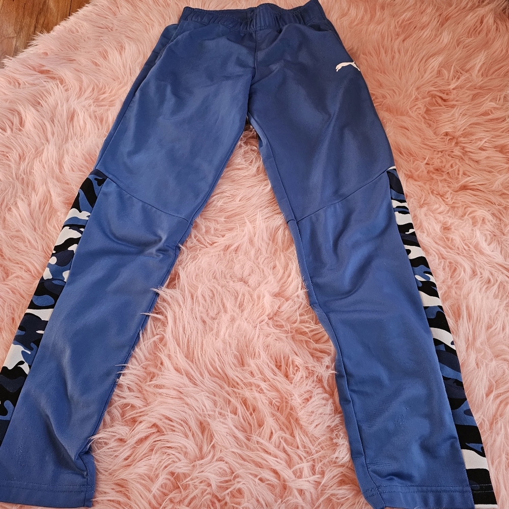 Men's Puma camo sweats size small, blue